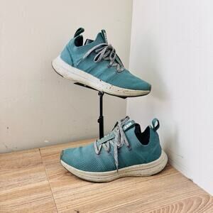 REI Co-op Beyonder walking shoes Teal Women’s Size 6.5